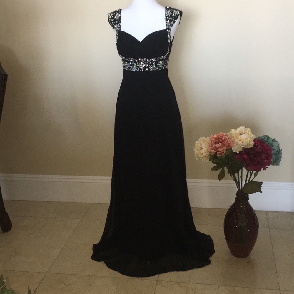 Black chiffon evening gown, w/rhinestones by Alex&Sophia size 5/6. Like new.